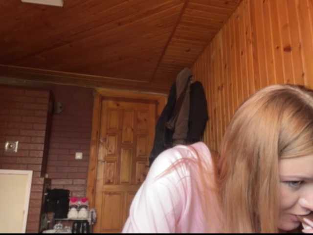 nickalicka live cam on BongaCams