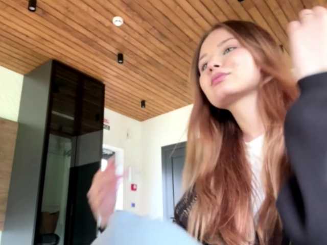nickalicka live cam on BongaCams