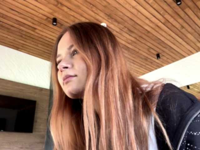 nickalicka live cam on BongaCams