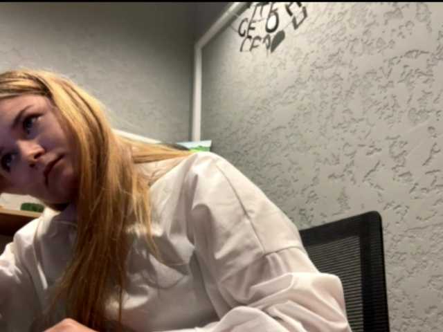 nickalicka live cam on BongaCams