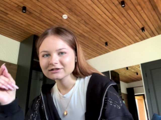 nickalicka live cam on BongaCams