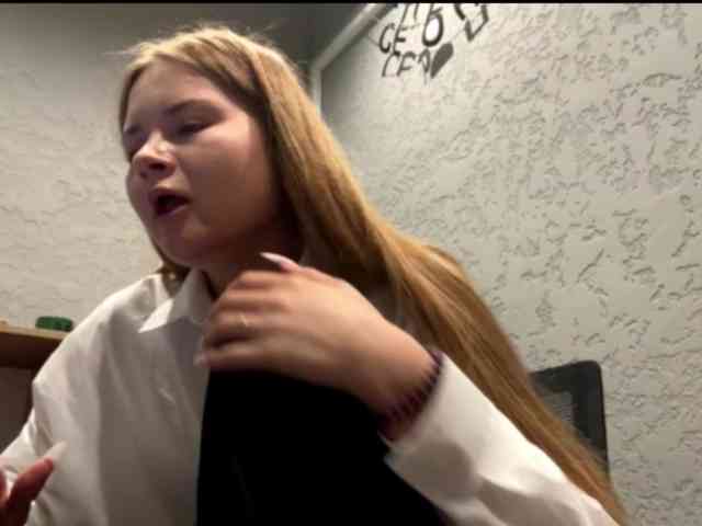 nickalicka webcam
