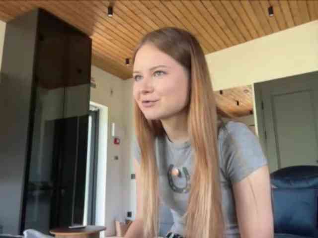 nickalicka webcam