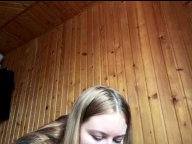 nickalicka webcam