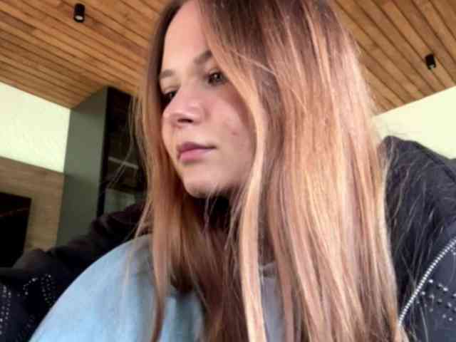 nickalicka webcam