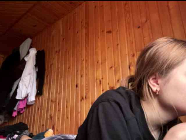 online nude chat room Nickalicka
