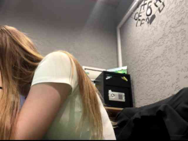 nickalicka webcam