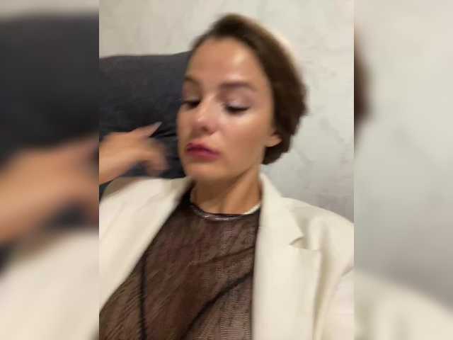 Lovelygirls1 live webcam show