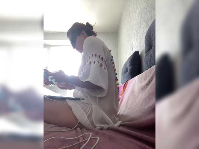 Lovelygirls1 live cam on BongaCams