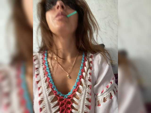 lovelygirls1 cam belle