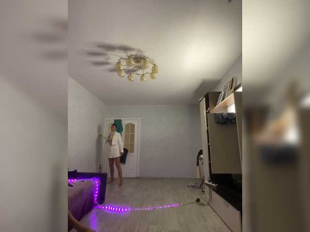 Lovelygirls1