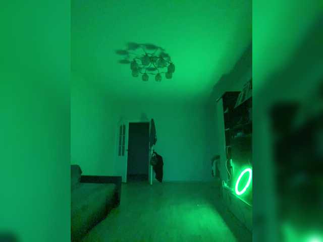 Lovelygirls1 live cam on BongaCams