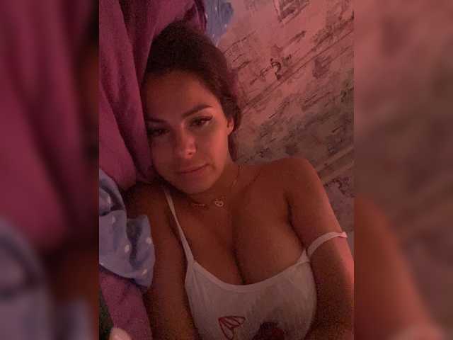 Lovelygirls1 Live Cam su BongaCams