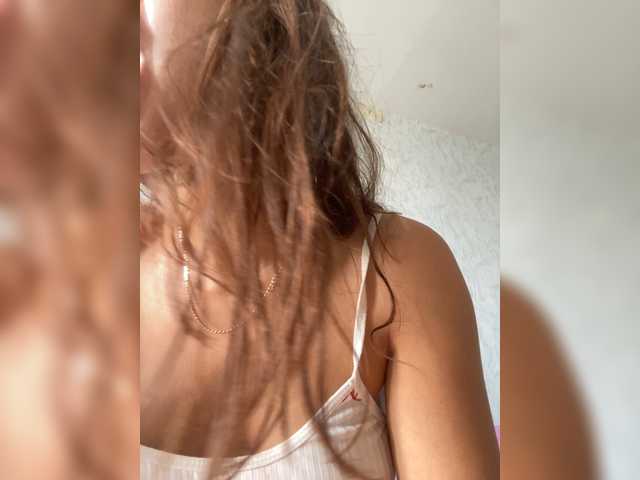 Lovelygirls1 live webcam show