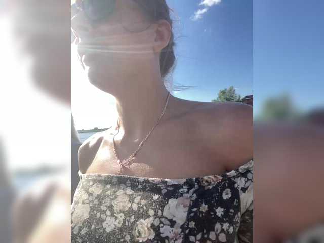 Lovelygirls1