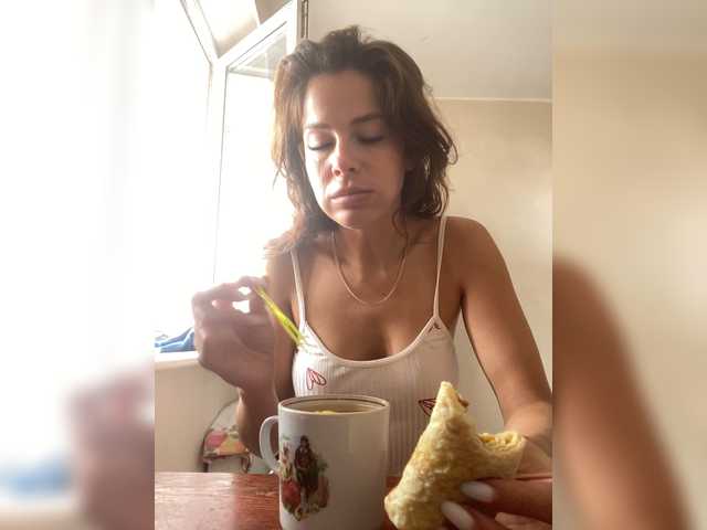 Lovelygirls1