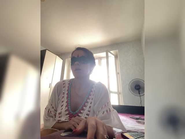 Lovelygirls1 live cam on BongaCams