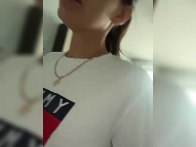Lovelygirls1 live cam on BongaCams