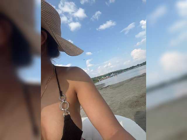 Lovelygirls1