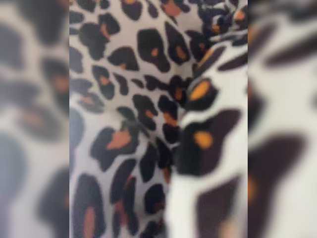 Lovelygirls1 live cam on BongaCams