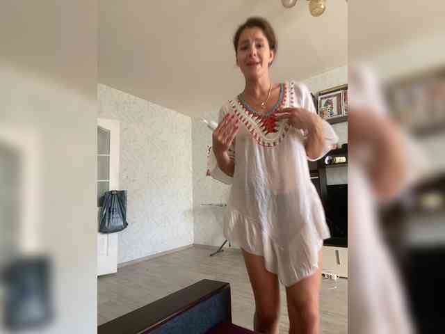Lovelygirls1 webcam