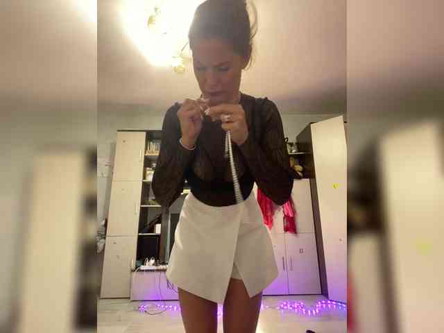 Lovelygirls1 webcam