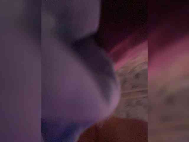 Lovelygirls1 webcam