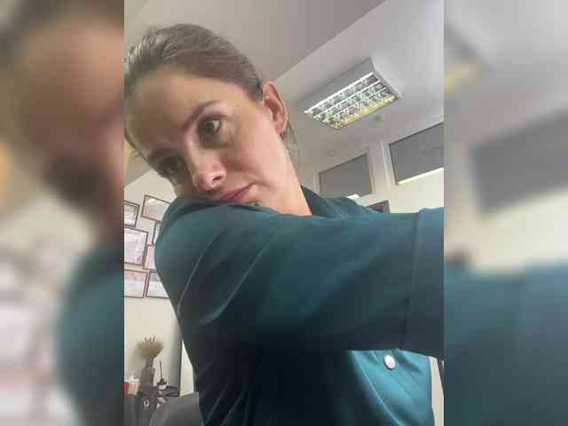 Lovelygirls1 webcam