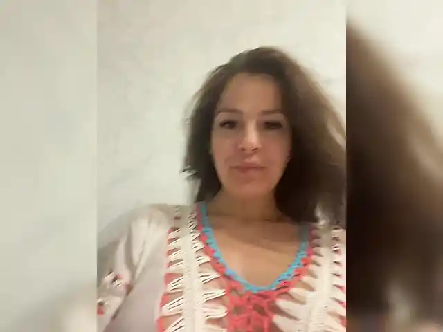 Lovelygirls1