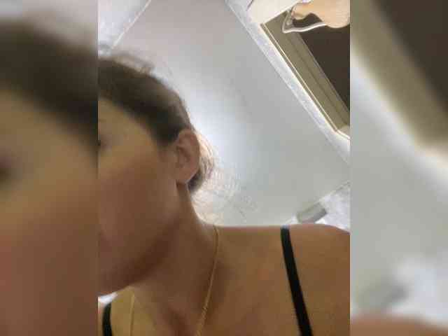 Lovelygirls1