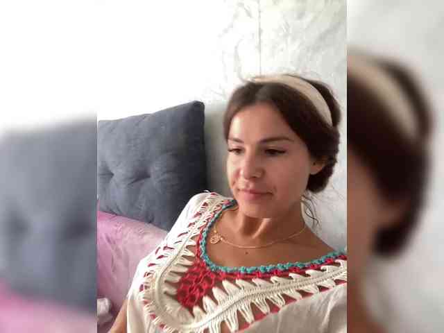 Lovelygirls1 webcam