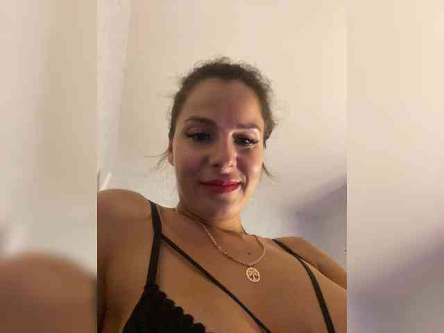 Lovelygirls1 webcam
