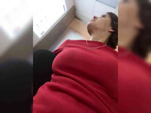 Lovelygirls1 webcam