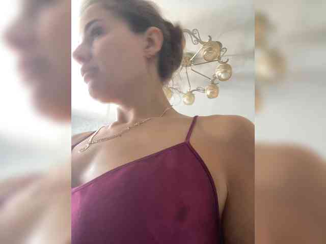 Lovelygirls1 webcam
