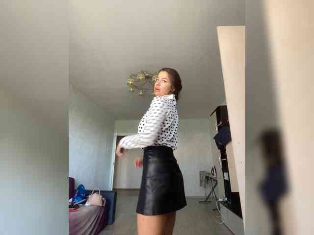 Lovelygirls1 webcam