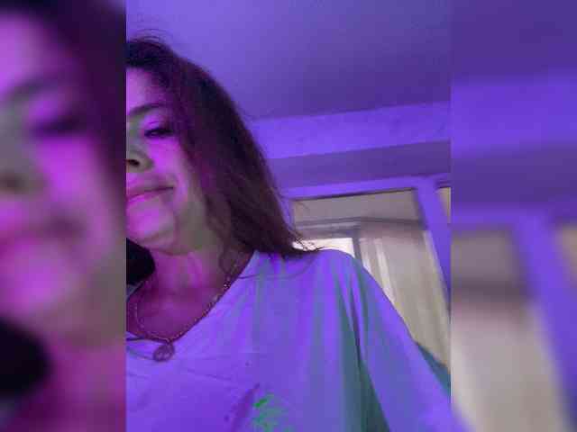 Lovelygirls1 webcam