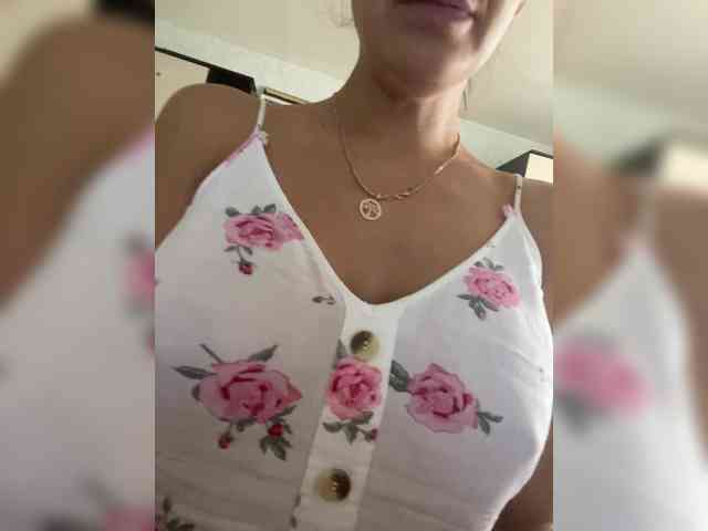 Lovelygirls1