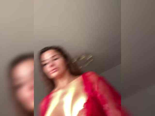 Lovelygirls1 webcam