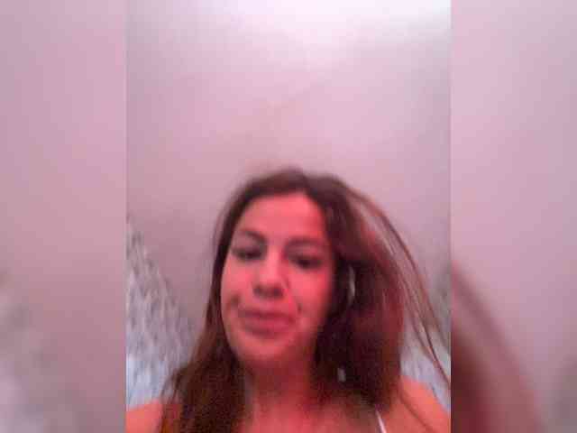 Lovelygirls1 webcam
