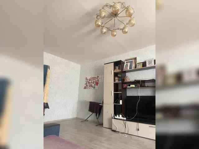 Lovelygirls1 webcam