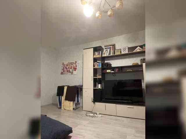 Lovelygirls1 webcam