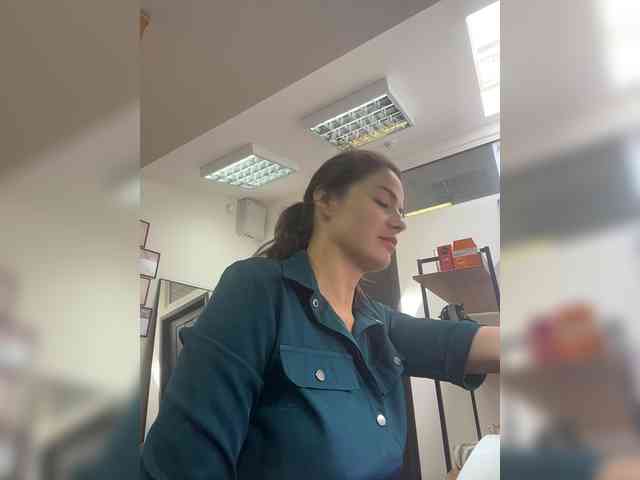 Lovelygirls1 webcam