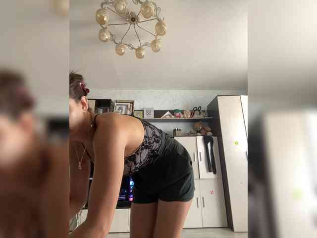 Lovelygirls1