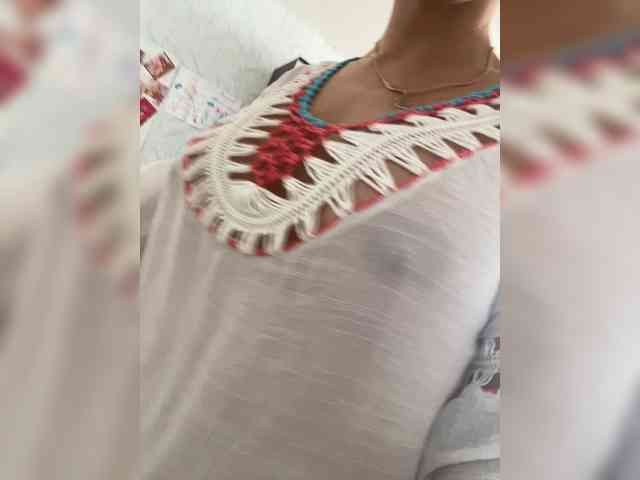 Lovelygirls1 webcam