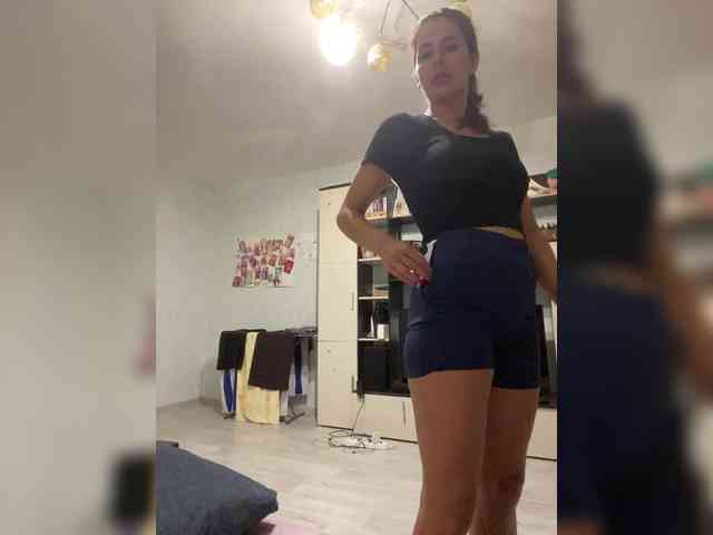 Lovelygirls1 webcam