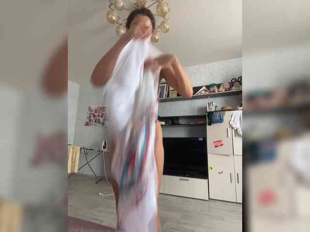 Lovelygirls1 webcam