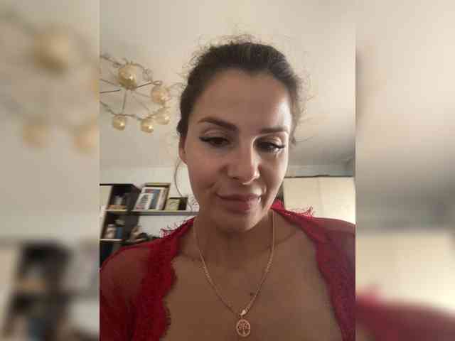 Lovelygirls1 webcam