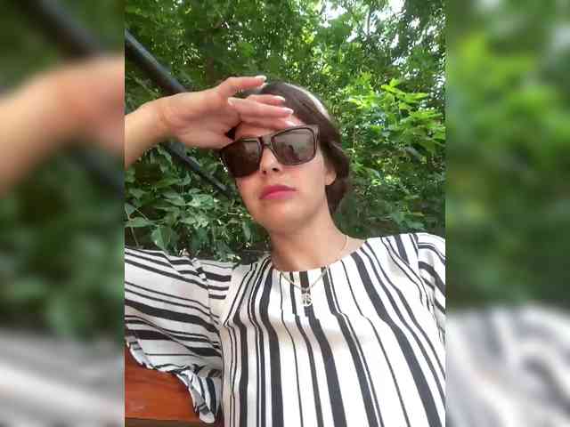 Lovelygirls1 Sex Cam Show