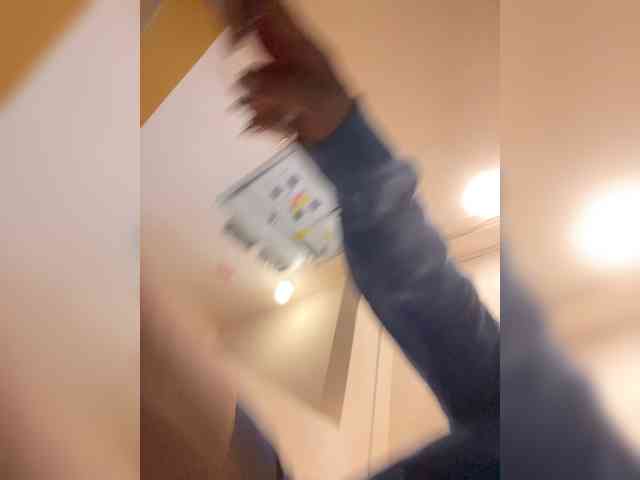 Lovelygirls1 webcam