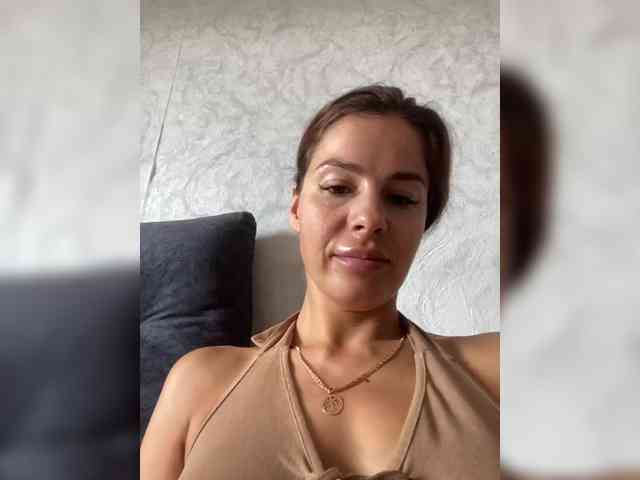 Lovelygirls1 webcam